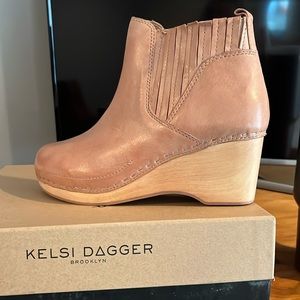 Kelsey, Dagher, Brooklyn, Jax, Chelsea boot